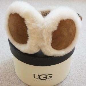 Ugg sheepskin ear muffs